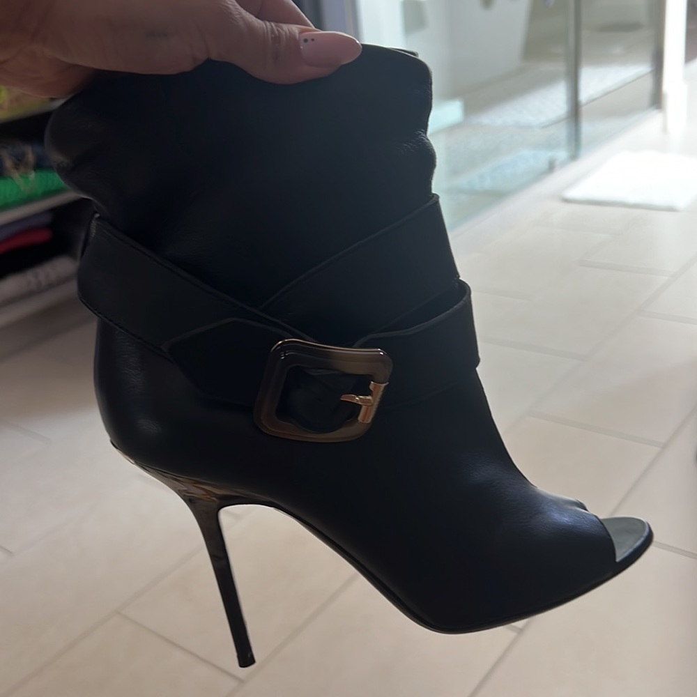 Burberry booties